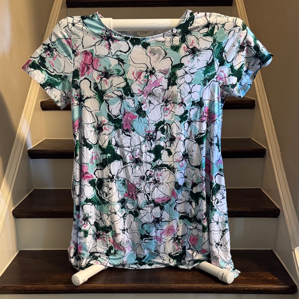 Yelete Multicolor Floral Short Sleeve Top
